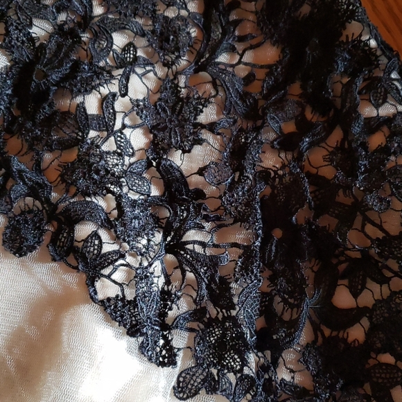 Mini cocktail dress - Picture 2 of 5